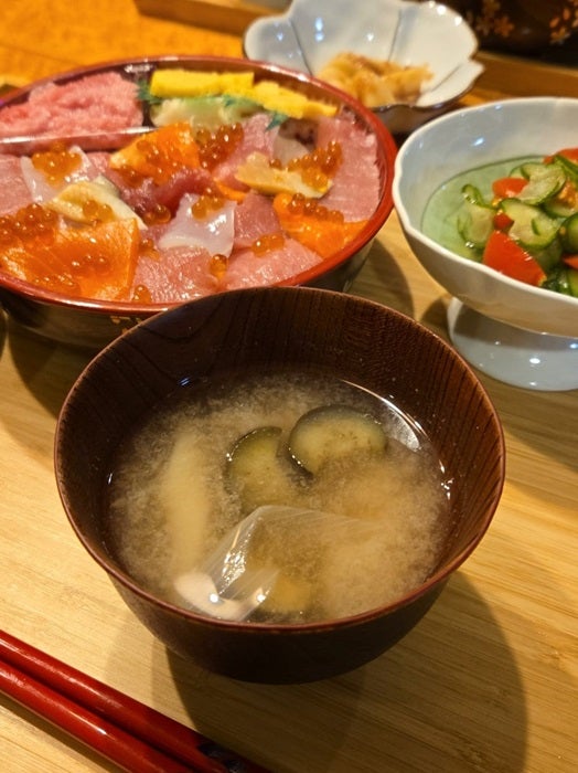 【写真・画像】 武東由美、夫・モト冬樹が一手間かけて作った夕食の品「絶品でした」 　1枚目