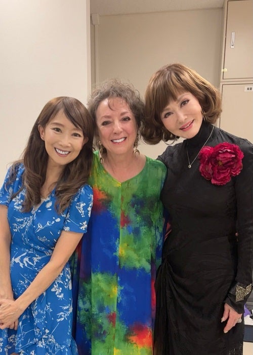 【写真・画像】 アグネス・チャン、久しぶりに再会した人物との3ショット「タイムスリップした感じでした」 　1枚目