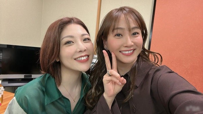 【写真・画像】 藤本美貴、久しぶりに再会した小川麻琴との2ショットを公開「会えて嬉しかったよ」 　1枚目