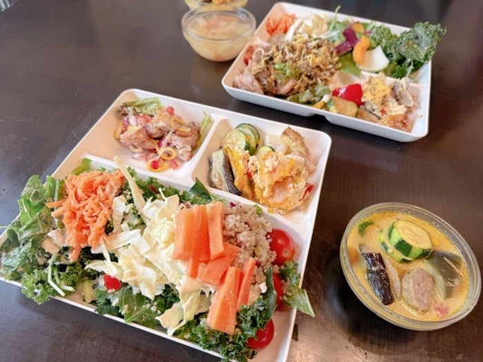 【写真・画像】 辻希美、夫・杉浦太陽と一緒に食べたランチ「お腹いっぱい食べて来ました」 　1枚目