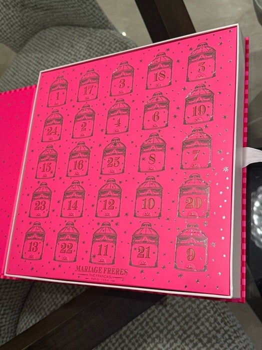 【写真・画像】 戸田恵子、貰ったアドベントカレンダーを公開「紅茶のアドベント！素敵！」 　1枚目