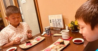 ダイアモンド☆ユカイ、双子の息子達と訪れた別居中の妻との思い出の店「沢山食べて大きくなれよ」