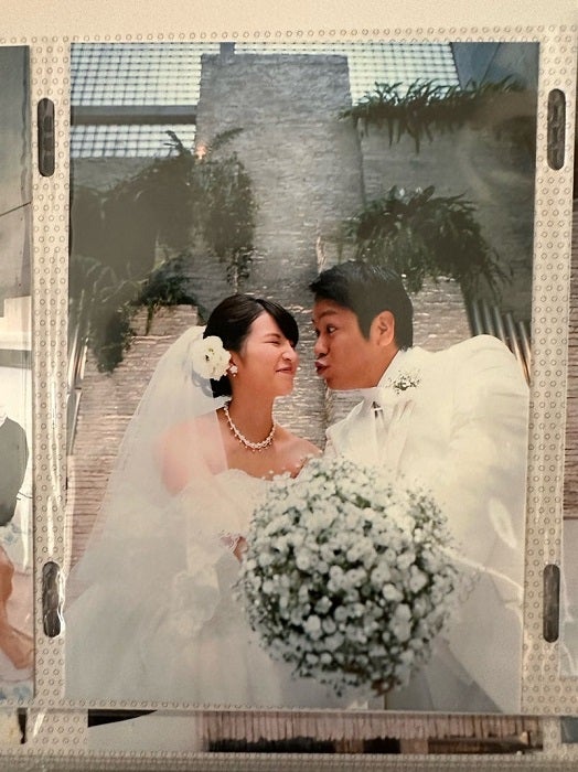  はんにゃ・川島の妻、9年前の“幸せだったころ”の夫婦ショットを公開「こんな時代もあったのね～」  1枚目