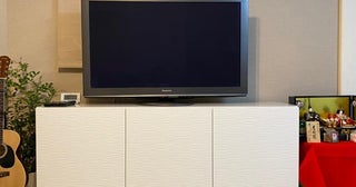 原田龍二の妻『IKEA』で購入したテレビ台を公開「この扉にして良かった」