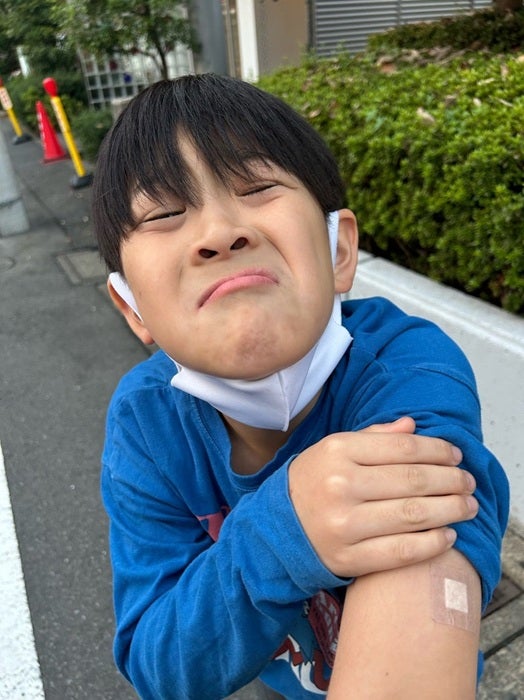 【写真・画像】 ココリコ遠藤の妻、宿題を嫌がる長男に苦戦「プチ反抗期かなぁ」 　1枚目