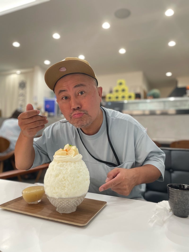 山本圭壱、54歳の実弟を紹介「けいちょんチャンネルでもたまに出