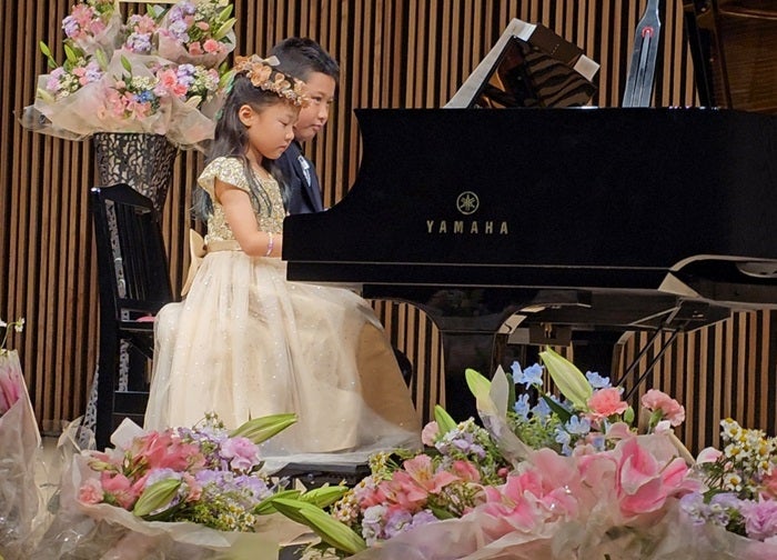 【写真・画像】 小原正子、子ども達のピアノの発表会での出来事を報告「まさかのハプニング！」 　1枚目