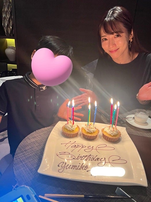 【写真・画像】 釈由美子、息子が9歳の誕生日を迎えたことを報告「ついでにママも47歳になりました」 　1枚目