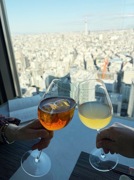 【写真・画像】 藤あや子、いい夫婦の日に夫と豪華飲茶ランチ「心から感動します」 　1枚目