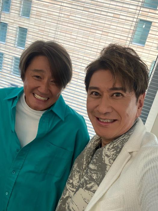 【写真・画像】 川崎麻世、“弟”のような存在の近藤真彦との2ショット「お互いいろんな経験を積んで来た」 　1枚目