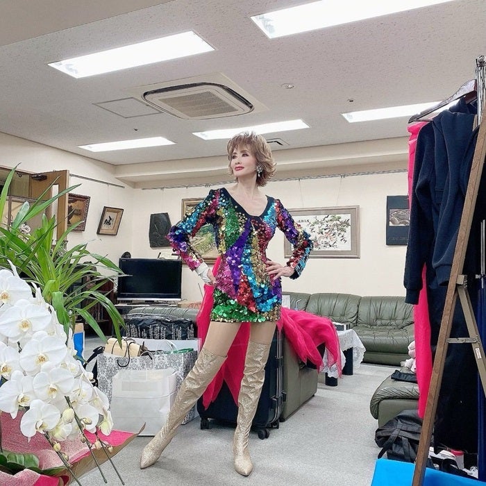 【写真・画像】 小柳ルミ子、35年前の衣装を着用した姿を公開「スタイル抜群」「全く変わらない美貌」の声 　1枚目