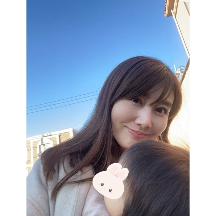 【写真・画像】 安めぐみ、子ども達と一緒に自宅に来た井上和香「大好きなこの方と会いました」 　1枚目