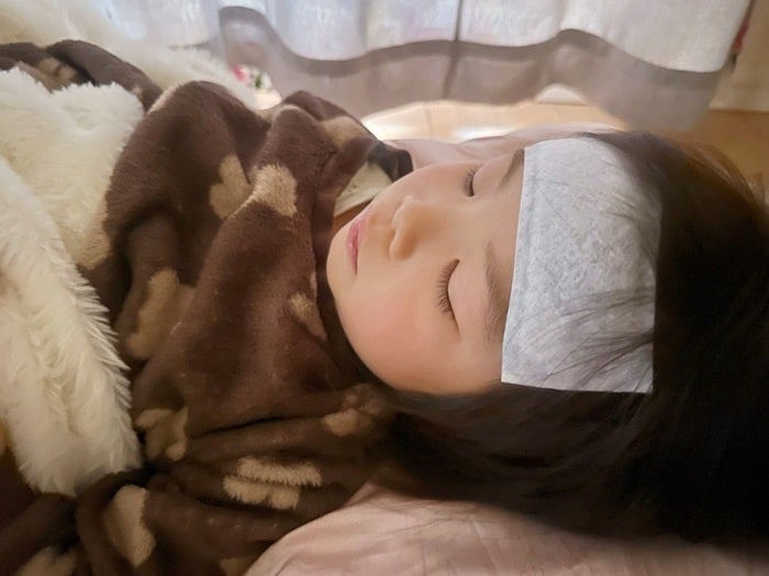 【写真・画像】 はんにゃ.川島の妻、発熱した息子の診断結果を報告「調子悪いときはなぜかすごい早起きをして」 　1枚目