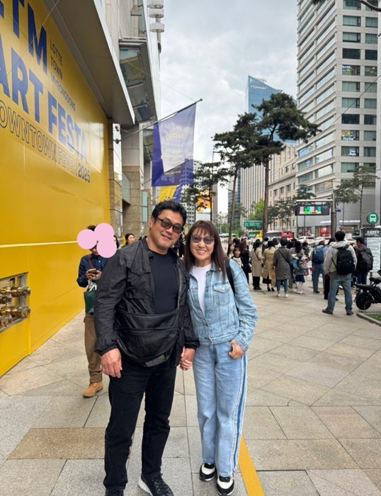 【写真・画像】 北斗晶、GWに6人で訪れたプライベートの海外旅行「食べ歩きに来ました」 　1枚目