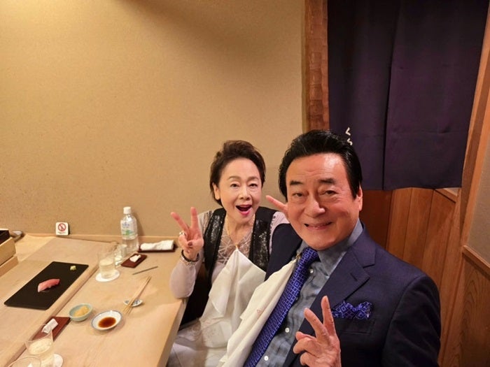 【写真・画像】 高橋英樹、妻と訪れた美味しい銀座の店を紹介「常連さんになりそうです」 　1枚目