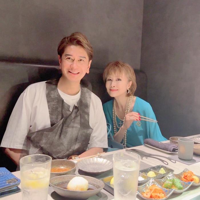 【写真・画像】 小柳ルミ子、川崎麻世の入籍を祝福「お祝いのお食事会しようね」 　1枚目