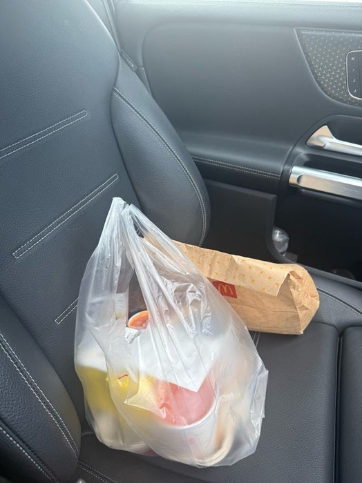 【写真・画像】 本田朋子、2時間待ちでゲットした『ハッピーセット』「何かの修行かと」 　1枚目