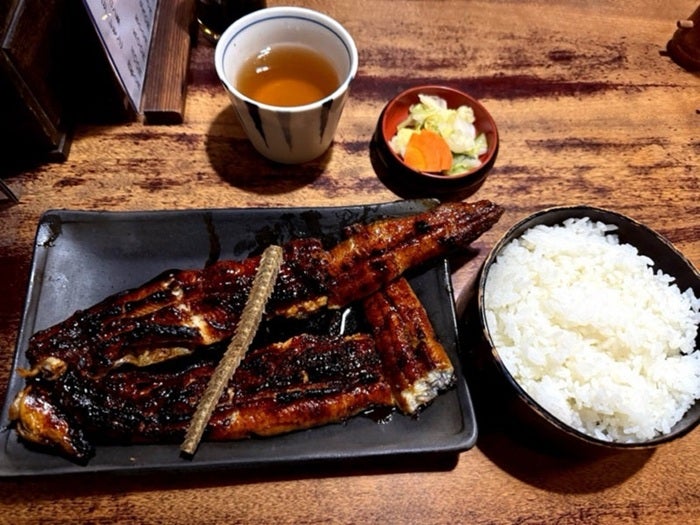 【写真・画像】 北斗晶、静岡で食べた絶品うなぎに感激し家族を想う「あまり鰻が得意でない私でも美味しい」 　1枚目