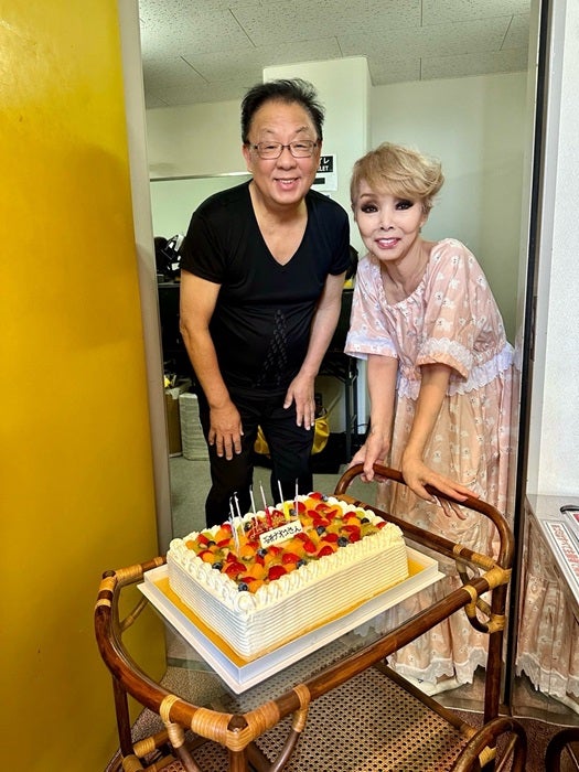 【写真・画像】 梅沢富美男、研ナオコの誕生日を祝福「令和7年7月7日スリーセブン」 　1枚目