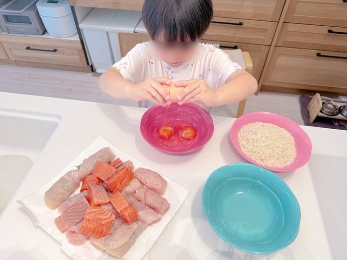 【写真・画像】 辻希美、三男が作るのを手伝ってくれた夕食「ご馳走様」 　1枚目
