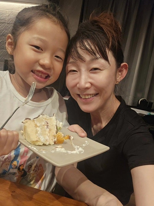 【写真・画像】 小原正子、子ども達と過ごした誕生日の様子を公開「50年間生きてきて今が一番幸せよ」 　1枚目