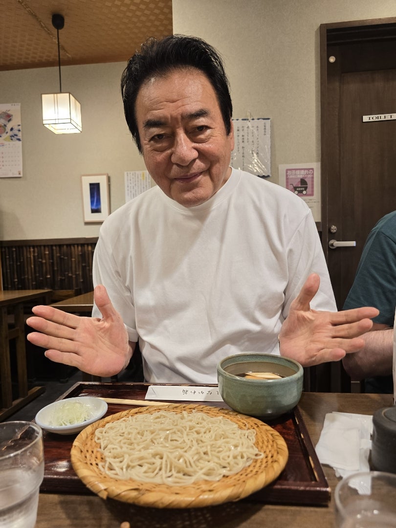 【写真・画像】 高橋英樹、暑い中行列に並び沢山食べた料理「食べたらはまりそう」「美味しそう」の声 　1枚目