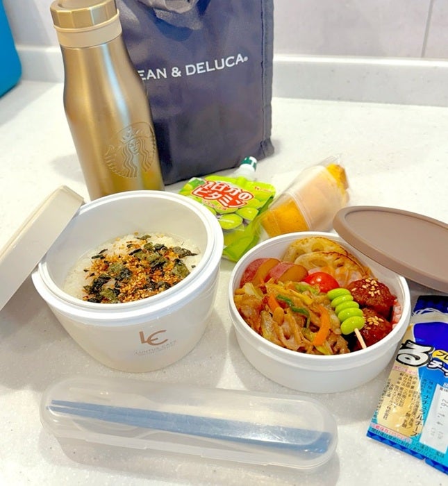 【写真・画像】 小倉優子、野菜炒めと肉団子の弁当を公開「シフォンケーキも持っていきたいとリクエスト」 1枚目