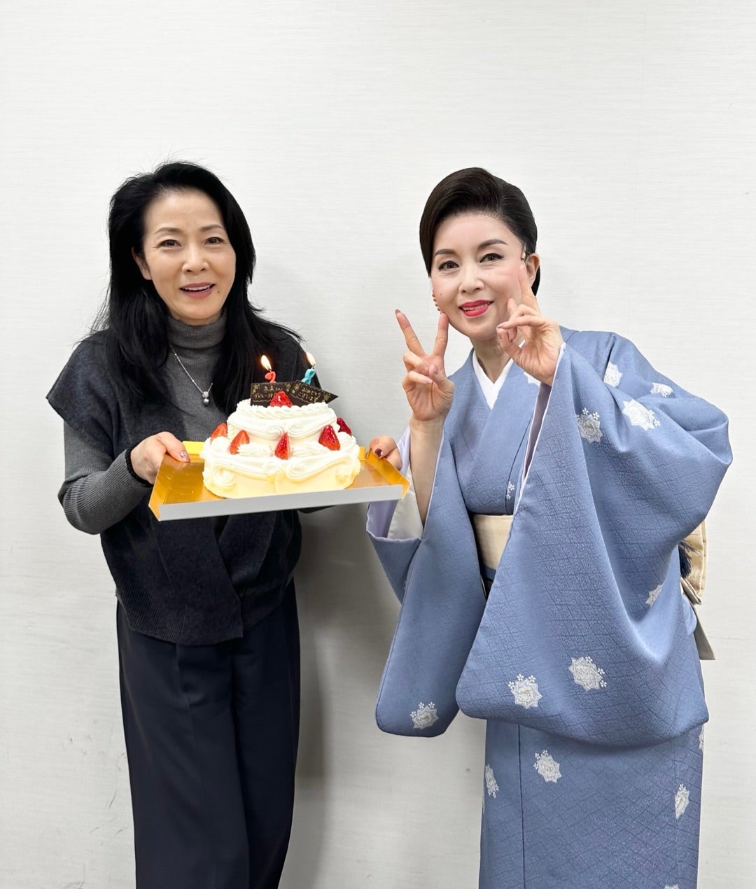 【写真・画像】 藤あや子、坂本冬美へサプライズで用意した品を公開「とっても喜んでくれました」 　1枚目