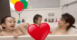 アレク、子ども達との入浴ショットを公開「まじで疲れた」