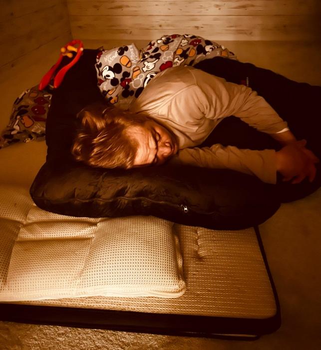 【写真・画像】 ココリコ・遠藤の妻、結婚記念日に夫が体調不良になり病院へ行った結果「38℃まで熱上がってた」 　1枚目