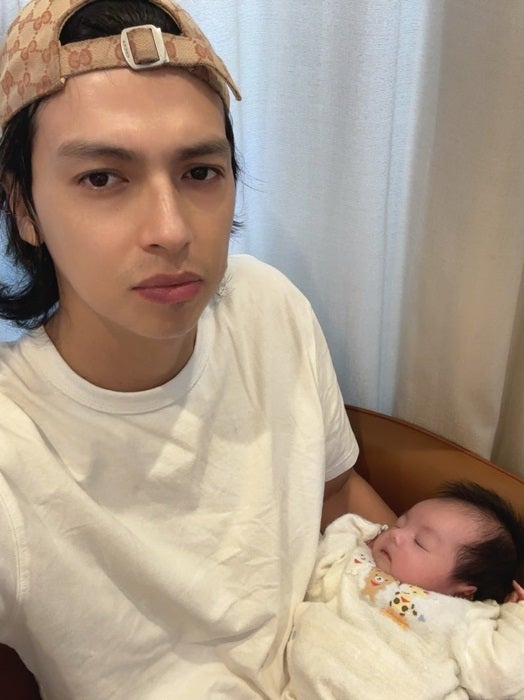 【写真・画像】 アレク「やっちまった」支払いを忘れ自宅のガスが停止「のんちゃんカンカンよ」 　1枚目