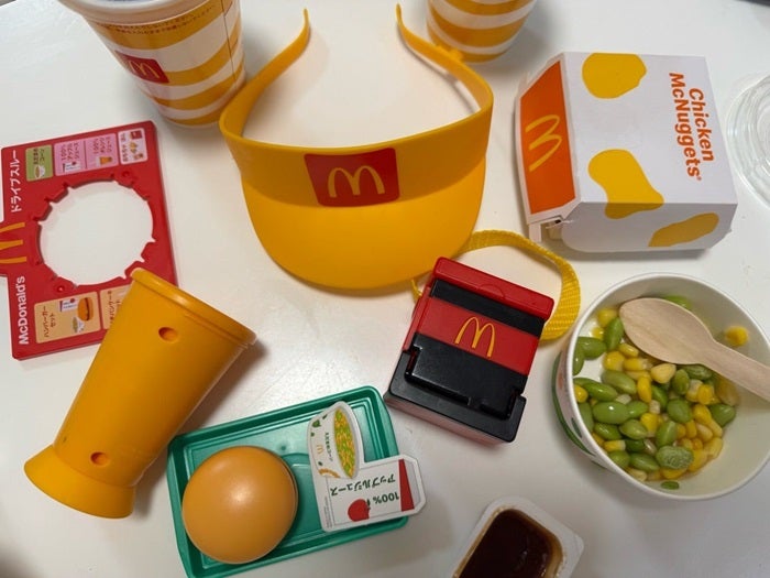 【写真・画像】 熊田曜子、子ども達と4人で『ハッピーセット』を注文した結果「遊んでる姿も可愛かった」 　1枚目