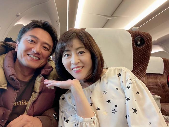 【写真・画像】 松本明子、新幹線のホームでバッタリ遭遇した人物との2ショットを公開「叫んでしまいました」 　1枚目