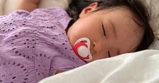 内山信二の妻、娘の健診で医師に相談したこと「お口開けながら大号泣」