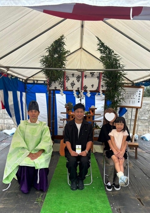 【写真・画像】 パンサー尾形の妻「運命だと思いました」家を建てることを報告「実は、あと数ヶ月で」 　1枚目