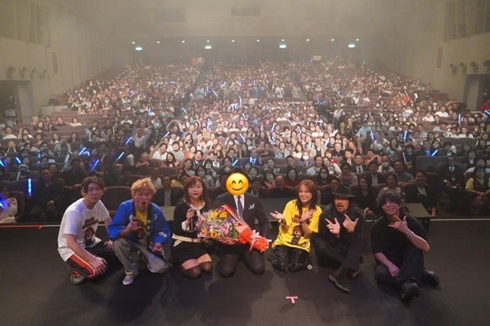 【写真・画像】 ハイヒール・モモコ、相川七瀬のライブへ「お花を渡しに行きました」 1枚目