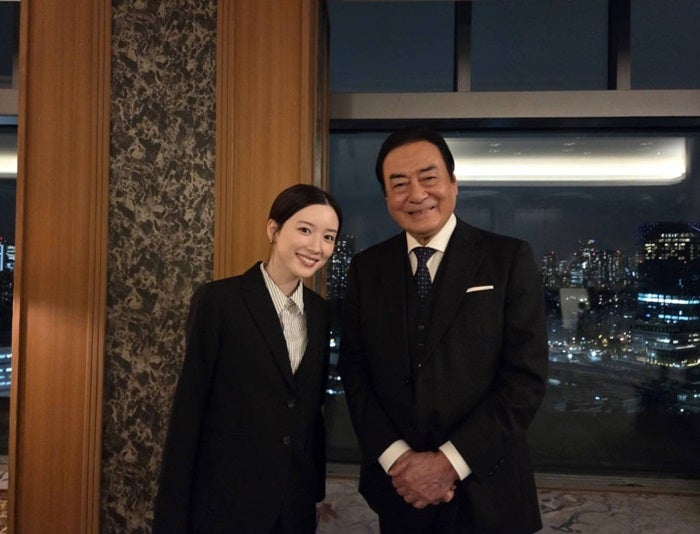 【写真・画像】 高橋英樹、永野芽郁との2ショットを公開「顔がちっちゃくて私の半分くらい」 　1枚目
