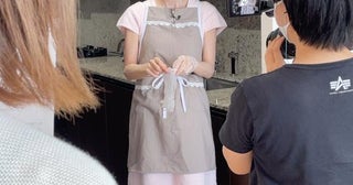 君島十和子さん、自宅でのリアルな生活を公開「シートマスクをしながら掃除」