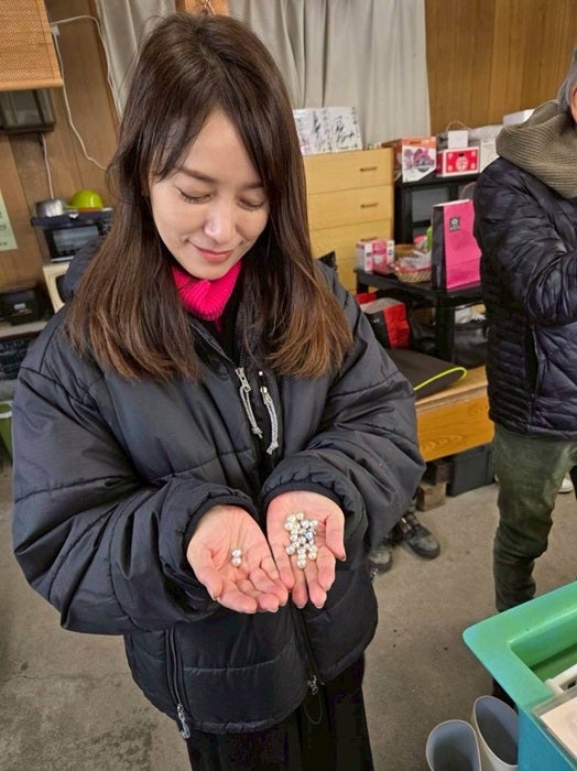 【写真・画像】 細川直美、真珠養殖場で貴重な体験「皆様には、感謝しかありません」 　1枚目