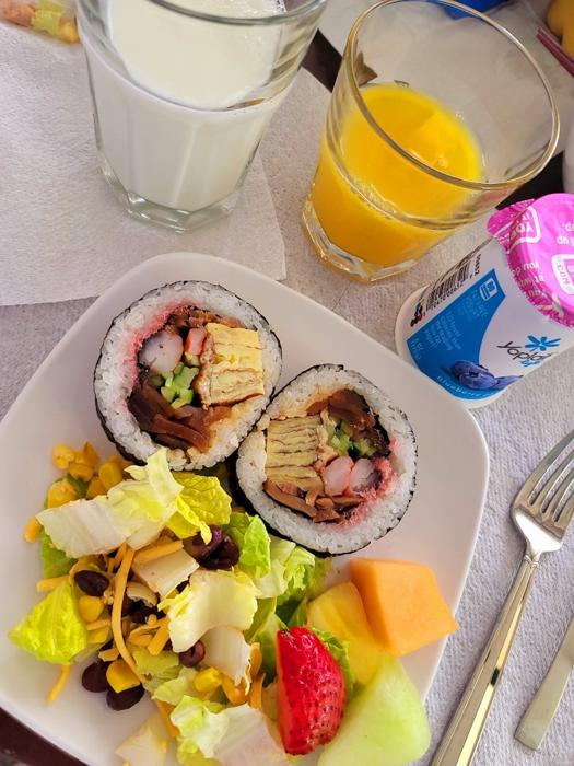 【写真・画像】 高橋英樹、ハワイでの朝食を公開「美味しそう」「羨ましい」の声 　1枚目
