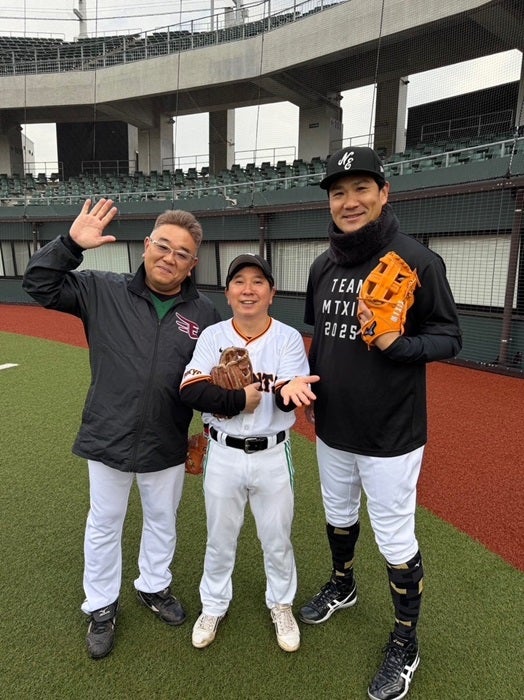 【写真・画像】 サンド伊達、爆笑問題・田中＆田中将大投手とのプライベートショット「毎年恒例の草野球」 　1枚目