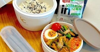 小倉優子、息子2人分の手作り弁当を公開「何を入れたら良いのかマンネリ中」