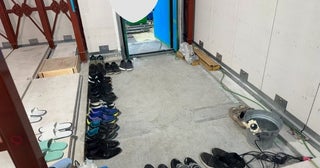 パンサー尾形の妻「楽しみすぎる」建築中の新居の一部を公開「これがこれからどうなるのか」