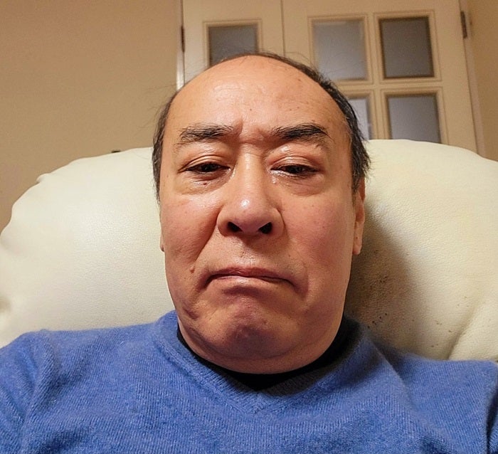 【写真・画像】 モト冬樹「普通に歩けないくらい痛くなって」痛みが出て整形外科を受診した結果を報告「薬をいただいてきました」 　1枚目