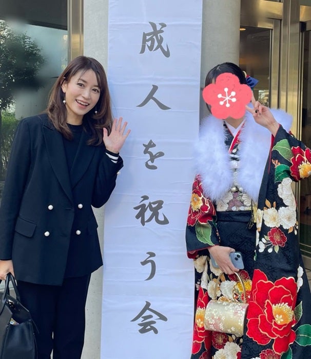 【写真・画像】 細川直美、長女の成人式に参加した日のコーデを公開「付き人として動ける服と靴で目立ち過ぎず」 　1枚目