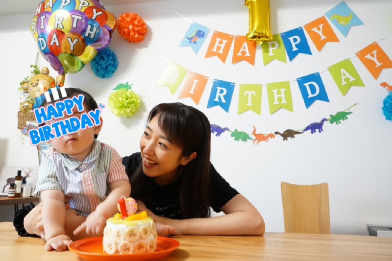 【画像】川田裕美さん長男1歳の誕生日を祝う様子