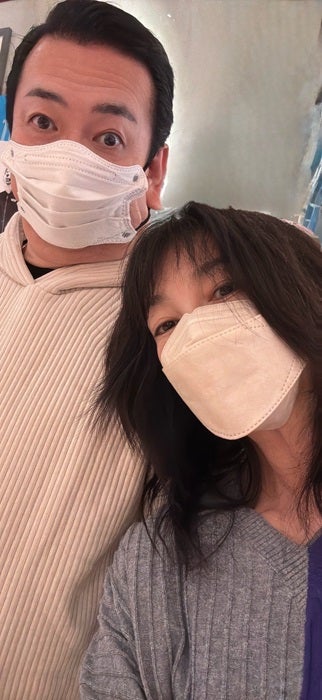 【写真・画像】 堀ちえみ、夫と外出した日に撮影した2ショットを公開「プレゼントを購入してます」 　1枚目
