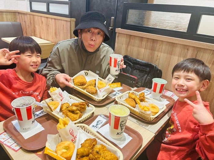 【写真・画像】 ココリコ・遠藤の妻、家族全員で堪能した食べ放題「最近食欲なかったんだけど」 　1枚目