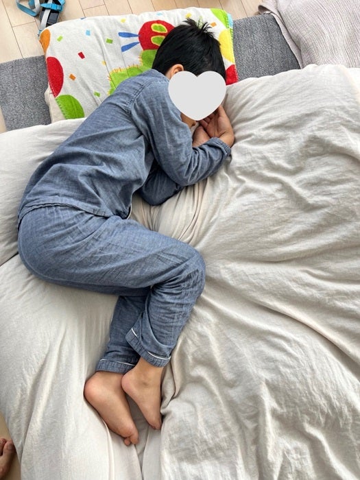 【写真・画像】 宮崎謙介、腹痛を訴える息子を連れてあさイチで病院を受診「早く良くなりますように」 　1枚目