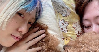 元おニャン子・内海和子、24歳の娘と添い寝する姿を公開「平気で親の布団の中に入ってきます」